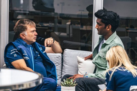 (L to R): Jost Capito (GER) Williams Racing Chief Executive Officer with Lawrence Barretto (GBR) Formula 1 Senior Writer Editor.
16.06.2022. Formula 1 World Championship, Rd 9, Canadian Grand Prix, Montreal, Canada, Preparation Day.
- www.xpbimages.com, EMail: requests@xpbimages.com © Copyright: Bearne / XPB Images