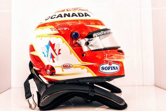 The helmet of Nicholas Latifi (CDN) Williams Racing.
17.06.2022. Formula 1 World Championship, Rd 9, Canadian Grand Prix, Montreal, Canada, Practice Day.
- www.xpbimages.com, EMail: requests@xpbimages.com &copy; Copyright: Bearne / XPB Images