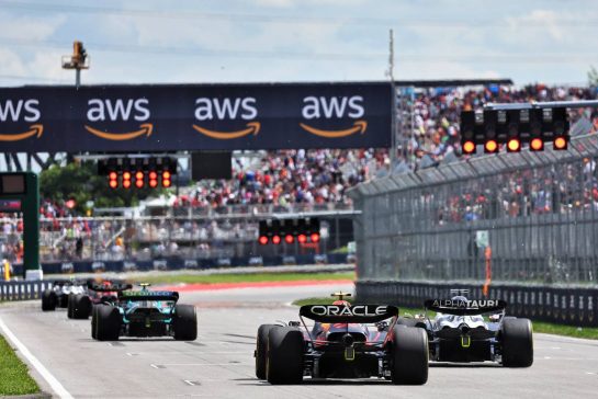 Sergio Perez (MEX) Red Bull Racing RB18 - practice starts at the end of the first practice session.
17.06.2022. Formula 1 World Championship, Rd 9, Canadian Grand Prix, Montreal, Canada, Practice Day.
- www.xpbimages.com, EMail: requests@xpbimages.com &copy; Copyright: Batchelor / XPB Images