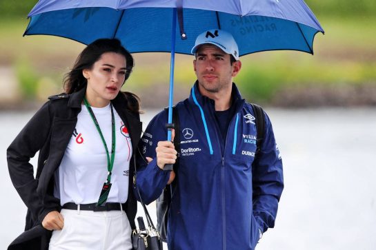Nicholas Latifi (CDN) Williams Racing with his girlfriend Sandra Dziwiszek (POL).
18.06.2022. Formula 1 World Championship, Rd 9, Canadian Grand Prix, Montreal, Canada, Qualifying Day.
 - www.xpbimages.com, EMail: requests@xpbimages.com &copy; Copyright: Coates / XPB Images