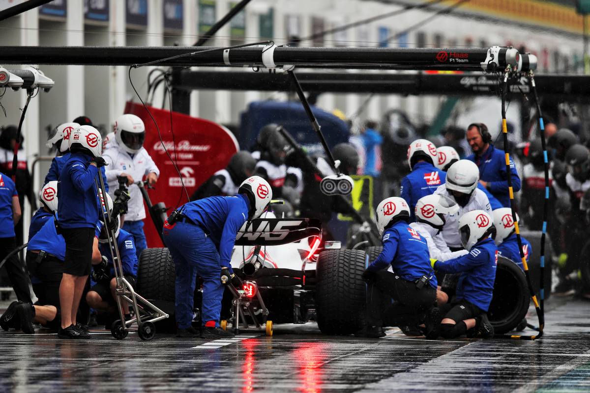 Mick Schumacher (GER) Haas VF-22. 18.06.2022. Formula 1 World Championship, Rd 9, Canadian Grand Prix, Montreal, Canada, Qualifying