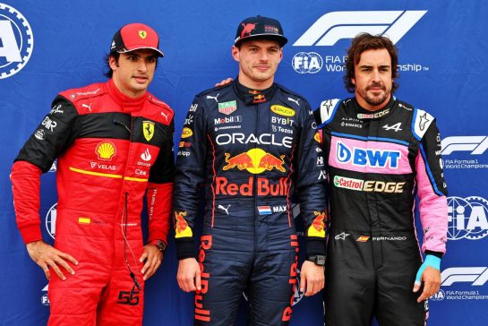 Qualifying top three in parc ferme (L to R): Carlos Sainz Jr (ESP) Ferrari, third; Max Verstappen (NLD) Red Bull Racing, pole position; Fernando Alonso (ESP) Alpine F1 Team, second.
18.06.2022. Formula 1 World Championship, Rd 9, Canadian Grand Prix, Montreal, Canada, Qualifying Day.
- www.xpbimages.com, EMail: requests@xpbimages.com &copy; Copyright: Batchelor / XPB Images