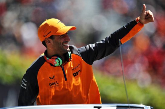 Daniel Ricciardo (AUS) McLaren on the drivers parade.
19.06.2022. Formula 1 World Championship, Rd 9, Canadian Grand Prix, Montreal, Canada, Race Day.
 - www.xpbimages.com, EMail: requests@xpbimages.com &copy; Copyright: Coates / XPB Images