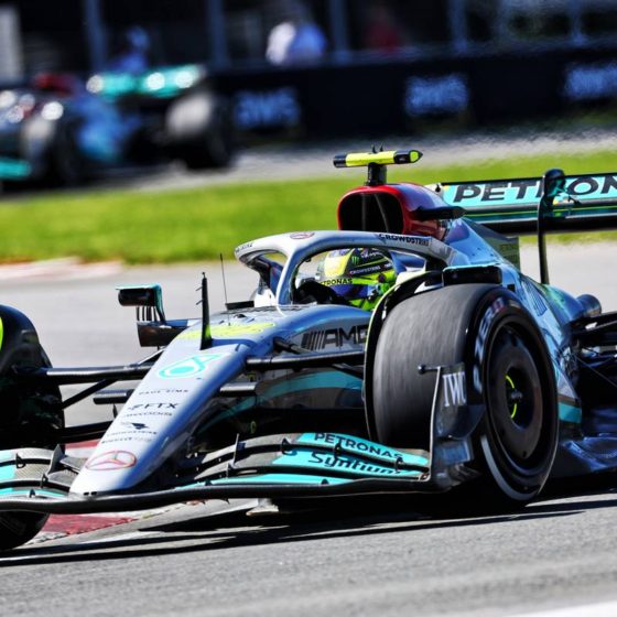 Rosberg: Hamilton ‘pushing hard internally’ to beat Russell