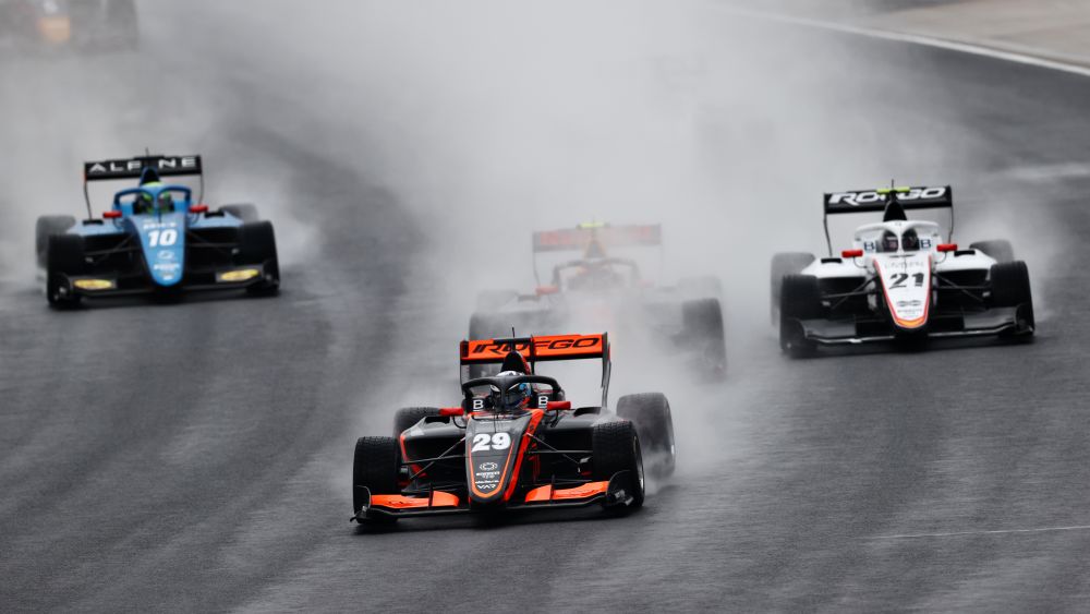 F3 – Collet breezes to maiden victory in game of survival