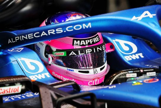 Fernando Alonso (ESP) Alpine F1 Team A522.
01.07.2022. Formula 1 World Championship, Rd 10, British Grand Prix, Silverstone, England, Practice Day.
- www.xpbimages.com, EMail: requests@xpbimages.com &copy; Copyright: Moy / XPB Images