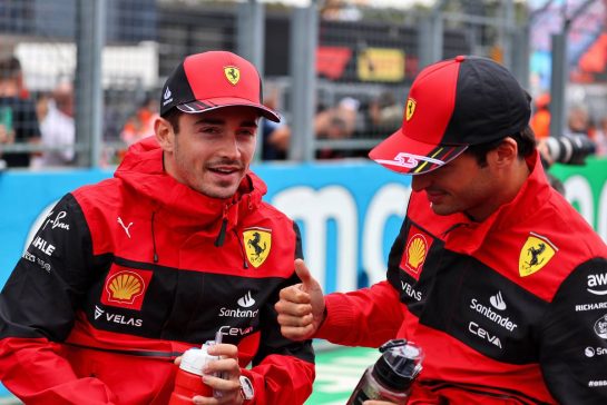 (L to R): Charles Leclerc (MON) Ferrari and Carlos Sainz Jr (ESP) Ferrari on the drivers parade.
31.07.2022. Formula 1 World Championship, Rd 13, Hungarian Grand Prix, Budapest, Hungary, Race Day.
- www.xpbimages.com, EMail: requests@xpbimages.com © Copyright: Batchelor / XPB Images
