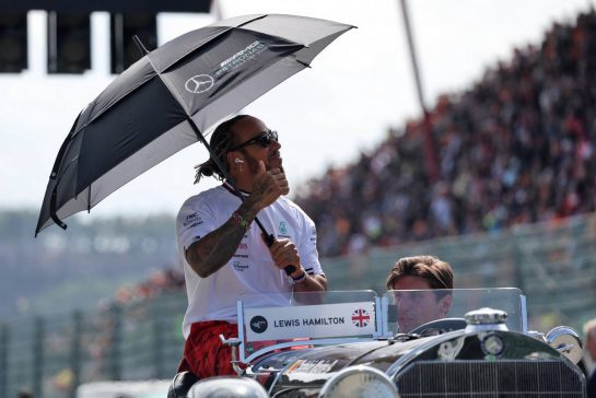 Lewis Hamilton (GBR) Mercedes AMG F1 on the drivers parade.
28.08.2022. Formula 1 World Championship, Rd 14, Belgian Grand Prix, Spa Francorchamps, Belgium, Race Day.
- www.xpbimages.com, EMail: requests@xpbimages.com © Copyright: Bearne / XPB Images