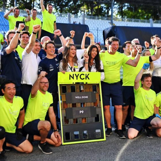 Russell says de Vries ‘had it tougher’ in his F1 debut