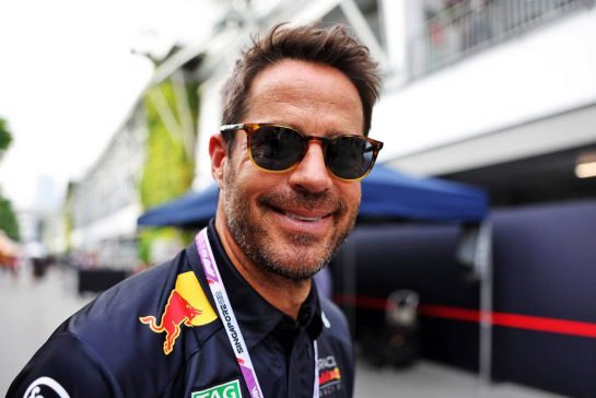 Jamie Redknapp (GBR) Former Professional Football Player.
29.09.2022. Formula 1 World Championship, Rd 17, Singapore Grand Prix, Marina Bay Street Circuit, Singapore, Preparation Day.
- www.xpbimages.com, EMail: requests@xpbimages.com &copy; Copyright: Bearne / XPB Images