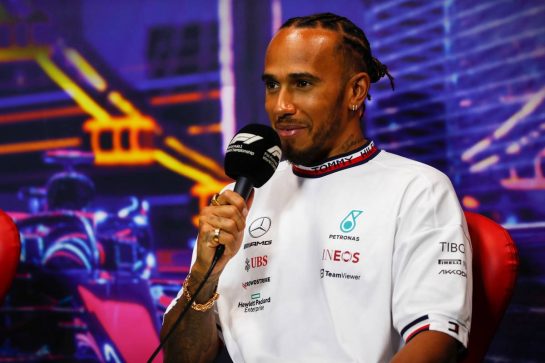 Lewis Hamilton (GBR) Mercedes AMG F1 in the FIA Press Conference.
29.09.2022. Formula 1 World Championship, Rd 17, Singapore Grand Prix, Marina Bay Street Circuit, Singapore, Preparation Day.
- www.xpbimages.com, EMail: requests@xpbimages.com &copy; Copyright: XPB Images