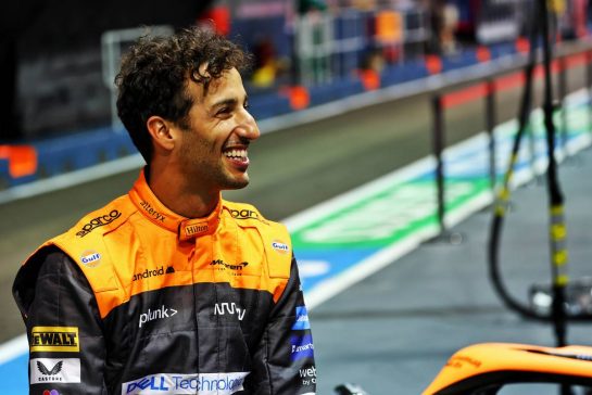 Daniel Ricciardo (AUS) McLaren.
29.09.2022. Formula 1 World Championship, Rd 17, Singapore Grand Prix, Marina Bay Street Circuit, Singapore, Preparation Day.
 - www.xpbimages.com, EMail: requests@xpbimages.com &copy; Copyright: Coates / XPB Images