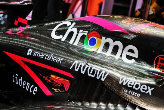 McLaren MCL36 engine cover.
29.09.2022. Formula 1 World Championship, Rd 17, Singapore Grand Prix, Marina Bay Street Circuit, Singapore, Preparation Day.
- www.xpbimages.com, EMail: requests@xpbimages.com &copy; Copyright: Moy / XPB Images