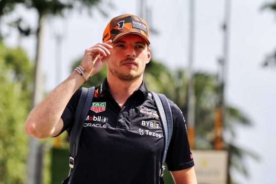 Max Verstappen (NLD) Red Bull Racing.
30.09.2022. Formula 1 World Championship, Rd 17, Singapore Grand Prix, Marina Bay Street Circuit, Singapore, Practice Day.
- www.xpbimages.com, EMail: requests@xpbimages.com © Copyright: Moy / XPB Images