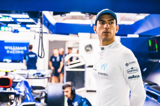 Nicholas Latifi (CDN) Williams Racing.
30.09.2022. Formula 1 World Championship, Rd 17, Singapore Grand Prix, Marina Bay Street Circuit, Singapore, Practice Day.
- www.xpbimages.com, EMail: requests@xpbimages.com © Copyright: Bearne / XPB Images