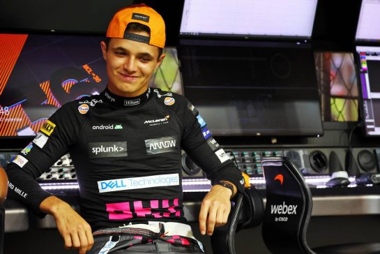 Lando Norris (GBR) McLaren.
30.09.2022. Formula 1 World Championship, Rd 17, Singapore Grand Prix, Marina Bay Street Circuit, Singapore, Practice Day.
- www.xpbimages.com, EMail: requests@xpbimages.com © Copyright: Batchelor / XPB Images