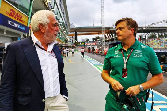 (L to R): Lawrence Stroll (CDN) Aston Martin F1 Team Investor with Andy Stevenson (GBR) Aston Martin F1 Team Manager.
01.10.2022. Formula 1 World Championship, Rd 17, Singapore Grand Prix, Marina Bay Street Circuit, Singapore, Qualifying Day.
- www.xpbimages.com, EMail: requests@xpbimages.com &copy; Copyright: Batchelor / XPB Images