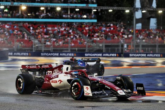 Valtteri Bottas (FIN) Alfa Romeo F1 Team C42.
01.10.2022. Formula 1 World Championship, Rd 17, Singapore Grand Prix, Marina Bay Street Circuit, Singapore, Qualifying Day.
- www.xpbimages.com, EMail: requests@xpbimages.com &copy; Copyright: Moy / XPB Images