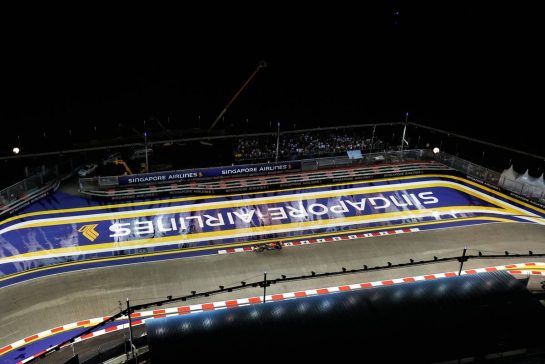 Max Verstappen (NLD) Red Bull Racing RB18.
01.10.2022. Formula 1 World Championship, Rd 17, Singapore Grand Prix, Marina Bay Street Circuit, Singapore, Qualifying Day.
- www.xpbimages.com, EMail: requests@xpbimages.com &copy; Copyright: Moy / XPB Images