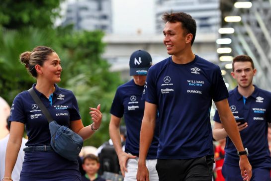 Alexander Albon (THA) Williams Racing.
02.10.2022. Formula 1 World Championship, Rd 17, Singapore Grand Prix, Marina Bay Street Circuit, Singapore, Race Day.
 - www.xpbimages.com, EMail: requests@xpbimages.com &copy; Copyright: Coates / XPB Images