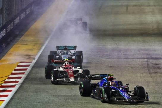 Nicholas Latifi (CDN) Williams Racing FW44.
02.10.2022. Formula 1 World Championship, Rd 17, Singapore Grand Prix, Marina Bay Street Circuit, Singapore, Race Day.
- www.xpbimages.com, EMail: requests@xpbimages.com &copy; Copyright: Batchelor / XPB Images