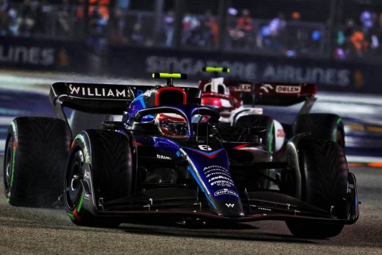 Nicholas Latifi (CDN) Williams Racing FW44.
02.10.2022. Formula 1 World Championship, Rd 17, Singapore Grand Prix, Marina Bay Street Circuit, Singapore, Race Day.
- www.xpbimages.com, EMail: requests@xpbimages.com &copy; Copyright: Charniaux / XPB Images
