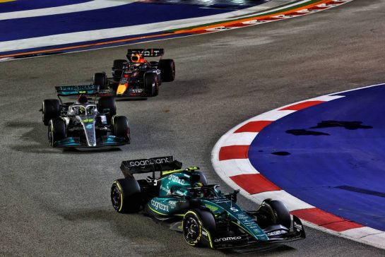 Sebastian Vettel (GER) Aston Martin F1 Team AMR22.
02.10.2022. Formula 1 World Championship, Rd 17, Singapore Grand Prix, Marina Bay Street Circuit, Singapore, Race Day.
 - www.xpbimages.com, EMail: requests@xpbimages.com &copy; Copyright: Coates / XPB Images