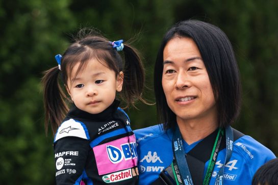 Alpine F1 Team fans.
06.10.2022. Formula 1 World Championship, Rd 18, Japanese Grand Prix, Suzuka, Japan, Preparation Day.
- www.xpbimages.com, EMail: requests@xpbimages.com &copy; Copyright: Bearne / XPB Images