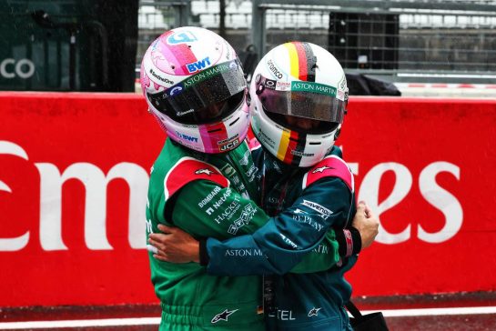 Sebastian Vettel (GER) Aston Martin F1 Team fans.
07.10.2022. Formula 1 World Championship, Rd 18, Japanese Grand Prix, Suzuka, Japan, Practice Day.
- www.xpbimages.com, EMail: requests@xpbimages.com © Copyright: Coates / XPB Images