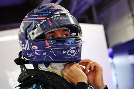 Alexander Albon (THA) Williams Racing.
07.10.2022. Formula 1 World Championship, Rd 18, Japanese Grand Prix, Suzuka, Japan, Practice Day.
- www.xpbimages.com, EMail: requests@xpbimages.com © Copyright: Bearne / XPB Images