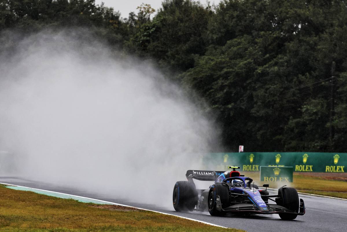 Nicholas Latifi (CDN) Williams Racing FW44. 07.10.2022. Formula 1 World Championship, Rd 18, Japanese Grand Prix, Suzuka, Japan, Practice