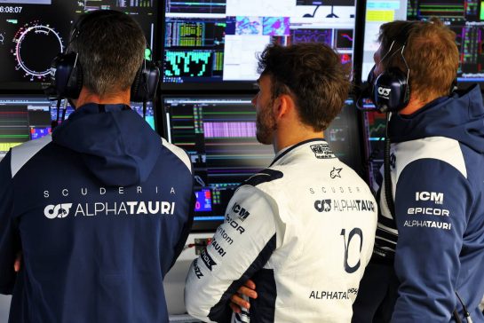 Pierre Gasly (FRA) AlphaTauri.
07.10.2022. Formula 1 World Championship, Rd 18, Japanese Grand Prix, Suzuka, Japan, Practice Day.
- www.xpbimages.com, EMail: requests@xpbimages.com © Copyright: Batchelor / XPB Images