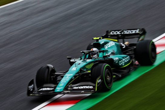 Sebastian Vettel (GER) Aston Martin F1 Team AMR22.
07.10.2022. Formula 1 World Championship, Rd 18, Japanese Grand Prix, Suzuka, Japan, Practice Day.
- www.xpbimages.com, EMail: requests@xpbimages.com © Copyright: Coates / XPB Images