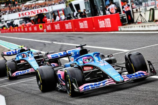 Fernando Alonso (ESP) Alpine F1 Team A522 and team mate Esteban Ocon (FRA) Alpine F1 Team A522.
08.10.2022. Formula 1 World Championship, Rd 18, Japanese Grand Prix, Suzuka, Japan, Qualifying Day.
- www.xpbimages.com, EMail: requests@xpbimages.com © Copyright: Batchelor / XPB Images