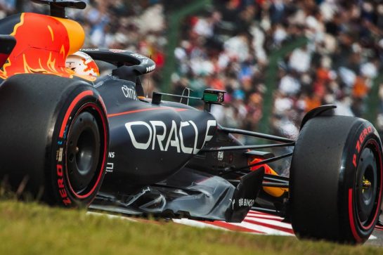 Max Verstappen (NLD) Red Bull Racing RB18.
08.10.2022. Formula 1 World Championship, Rd 18, Japanese Grand Prix, Suzuka, Japan, Qualifying Day.
- www.xpbimages.com, EMail: requests@xpbimages.com © Copyright: Bearne / XPB Images