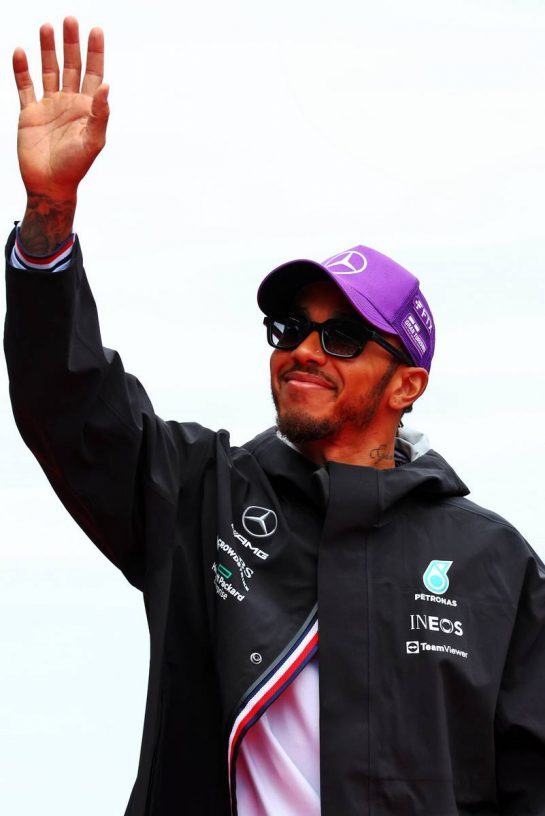 Lewis Hamilton (GBR) Mercedes AMG F1 on the drivers parade.
09.10.2022. Formula 1 World Championship, Rd 18, Japanese Grand Prix, Suzuka, Japan, Race Day.
 - www.xpbimages.com, EMail: requests@xpbimages.com &copy; Copyright: Coates / XPB Images