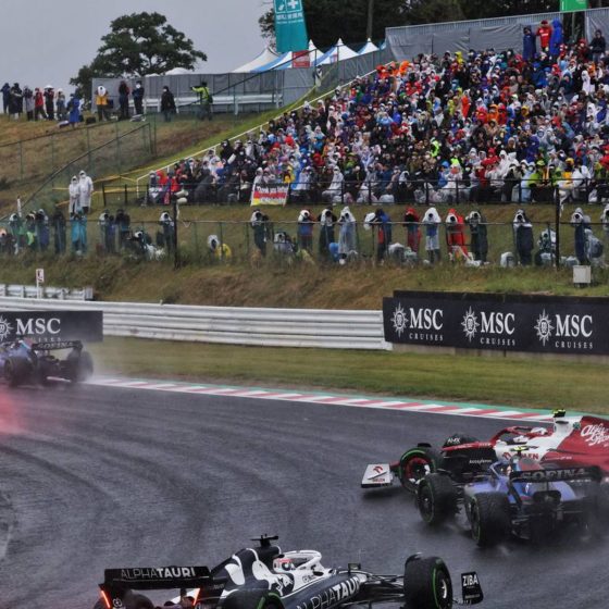 Bottas: Race control shouldn’t have started Japanese GP