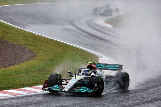 Lewis Hamilton (GBR) Mercedes AMG F1 W13.
09.10.2022. Formula 1 World Championship, Rd 18, Japanese Grand Prix, Suzuka, Japan, Race Day.
 - www.xpbimages.com, EMail: requests@xpbimages.com &copy; Copyright: Coates / XPB Images