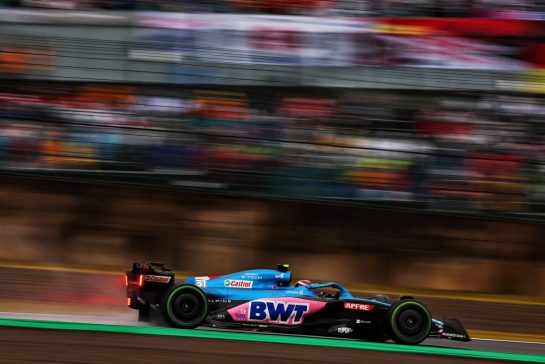 Esteban Ocon (FRA) Alpine F1 Team A522.
09.10.2022. Formula 1 World Championship, Rd 18, Japanese Grand Prix, Suzuka, Japan, Race Day.
 - www.xpbimages.com, EMail: requests@xpbimages.com &copy; Copyright: Coates / XPB Images