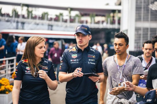 Max Verstappen (NLD) Red Bull Racing.
27.10.2022. Formula 1 World Championship, Rd 20, Mexican Grand Prix, Mexico City, Mexico, Preparation Day.
- www.xpbimages.com, EMail: requests@xpbimages.com © Copyright: Bearne / XPB Images