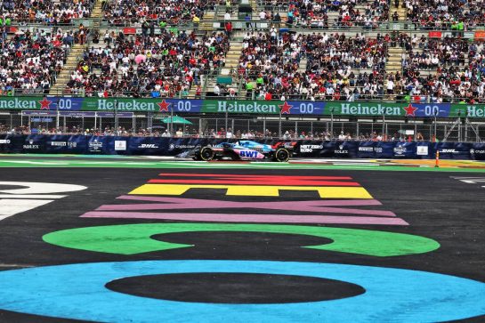 Esteban Ocon (FRA) Alpine F1 Team A522.
29.10.2022. Formula 1 World Championship, Rd 20, Mexican Grand Prix, Mexico City, Mexico, Qualifying Day.
- www.xpbimages.com, EMail: requests@xpbimages.com &copy; Copyright: Bearne / XPB Images