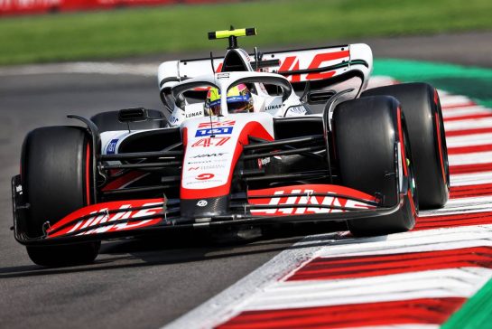 Mick Schumacher (GER) Haas VF-22.
29.10.2022. Formula 1 World Championship, Rd 20, Mexican Grand Prix, Mexico City, Mexico, Qualifying Day.
- www.xpbimages.com, EMail: requests@xpbimages.com &copy; Copyright: Moy / XPB Images