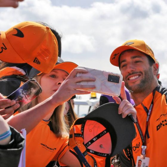 Ricciardo calls for paddock guidelines to help shield drivers