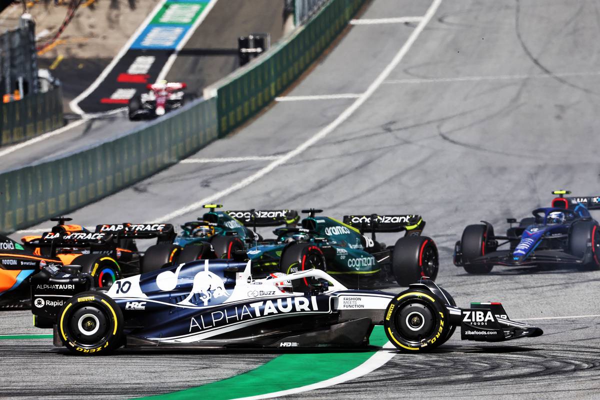 F1 drivers support penalty point review as ban looms for Gasly