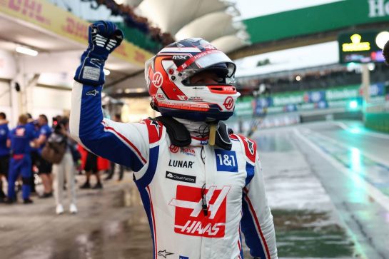 Pole position for Kevin Magnussen (DEN) Haas.
11.11.2022. Formula 1 World Championship, Rd 21, Brazilian Grand Prix, Sao Paulo, Brazil, Qualifying Day.
- www.xpbimages.com, EMail: requests@xpbimages.com © Copyright: Batchelor / XPB Images