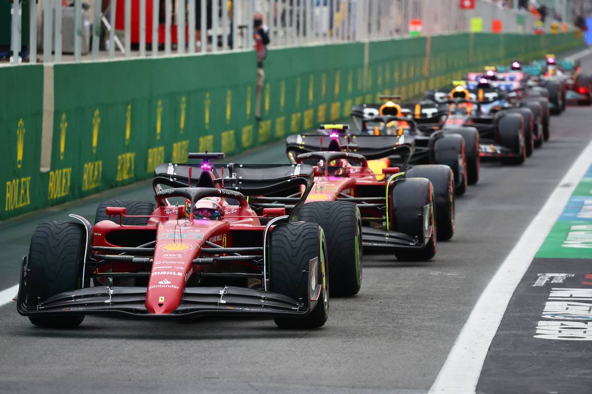 Charles Leclerc (MON) Ferrari F1-75, the only driver on intermediate tyres in Q3. 11.11.2022. Formula 1 World Championship, Rd 21, Brazilian Grand Prix, Sao Paulo, Brazil, Qualifying