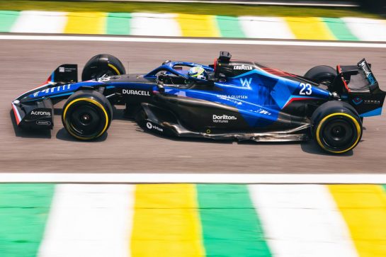 Alexander Albon (THA) Williams Racing FW44.
11.11.2022. Formula 1 World Championship, Rd 21, Brazilian Grand Prix, Sao Paulo, Brazil, Qualifying Day.
- www.xpbimages.com, EMail: requests@xpbimages.com © Copyright: Bearne / XPB Images