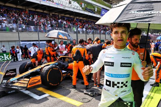 Lando Norris (GBR) McLaren MCL36 on the grid.
13.11.2022. Formula 1 World Championship, Rd 21, Brazilian Grand Prix, Sao Paulo, Brazil, Race Day.
- www.xpbimages.com, EMail: requests@xpbimages.com © Copyright: Batchelor / XPB Images