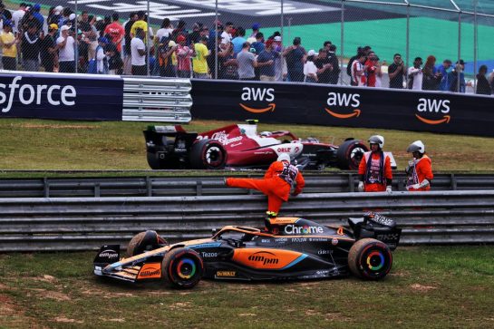 Lando Norris (GBR) McLaren MCL36 retired from the race.
13.11.2022. Formula 1 World Championship, Rd 21, Brazilian Grand Prix, Sao Paulo, Brazil, Race Day.
- www.xpbimages.com, EMail: requests@xpbimages.com © Copyright: Bearne / XPB Images
