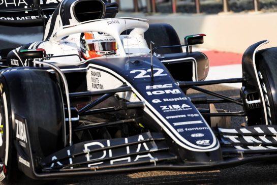 Yuki Tsunoda (JPN) AlphaTauri AT03.
22.11.2022. Formula 1 Testing, Yas Marina Circuit, Abu Dhabi, Tuesday.
- www.xpbimages.com, EMail: requests@xpbimages.com © Copyright: Bearne / XPB Images